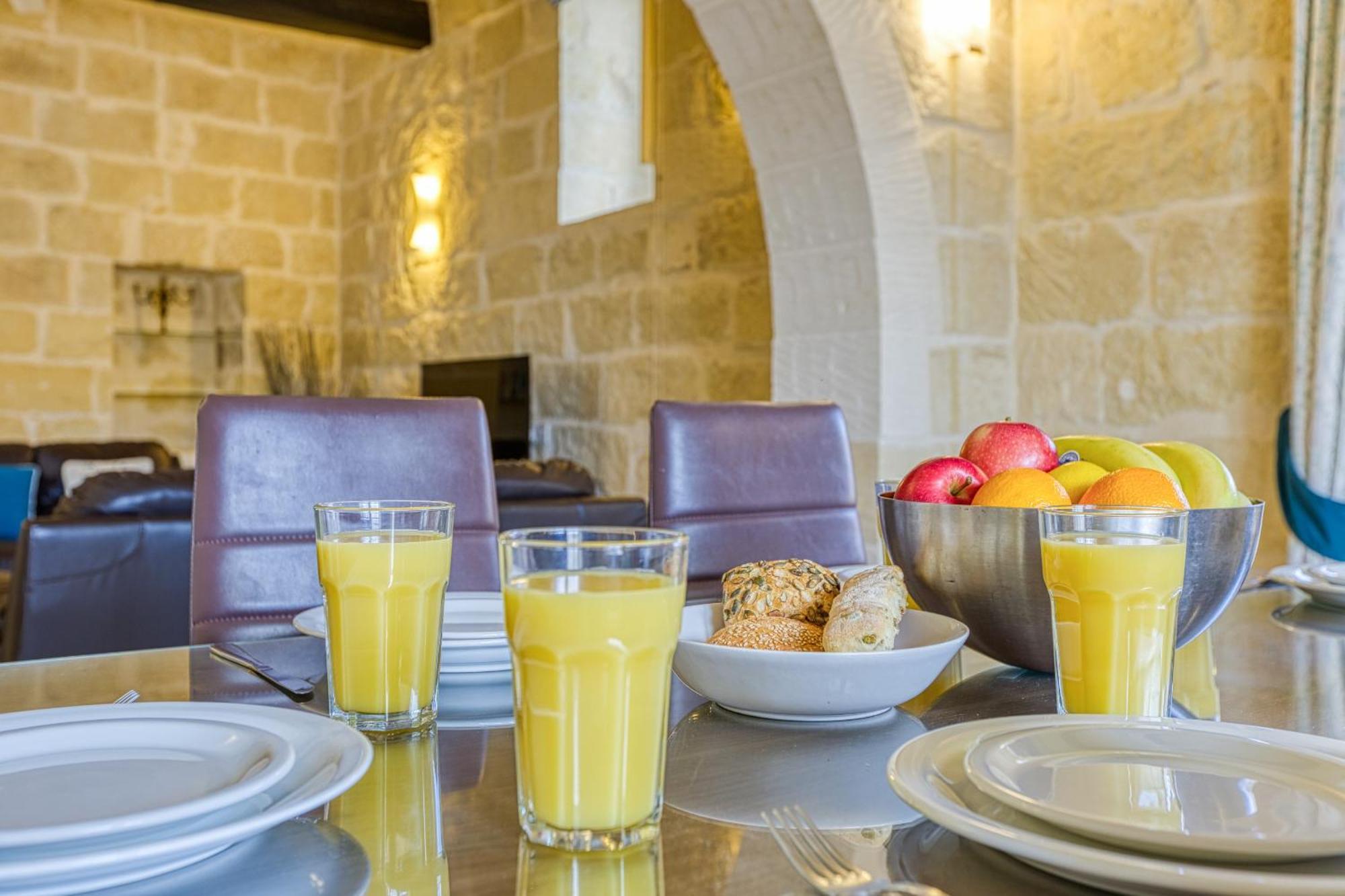 Girardu Holiday Home Виктория Экстерьер фото